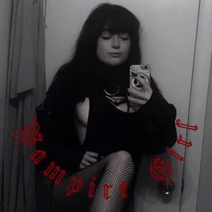 Meet your Posher, Isabella